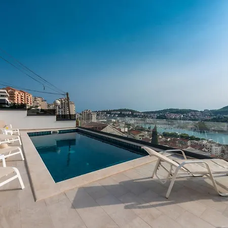 Makris No3 Appartement *