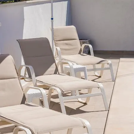 Apartmán Makris No3 *