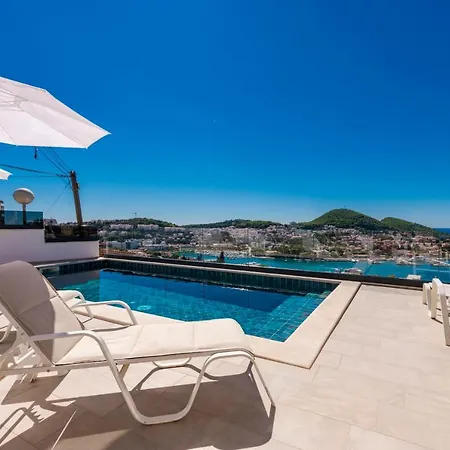 Makris No3 Lägenhet