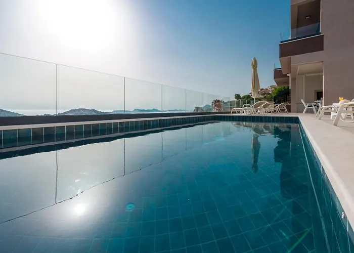 Makris No3 *